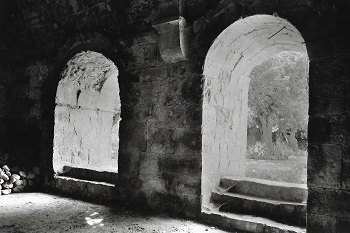 Photos d'archives de l'Abbaye de la Celle :  Aile Est